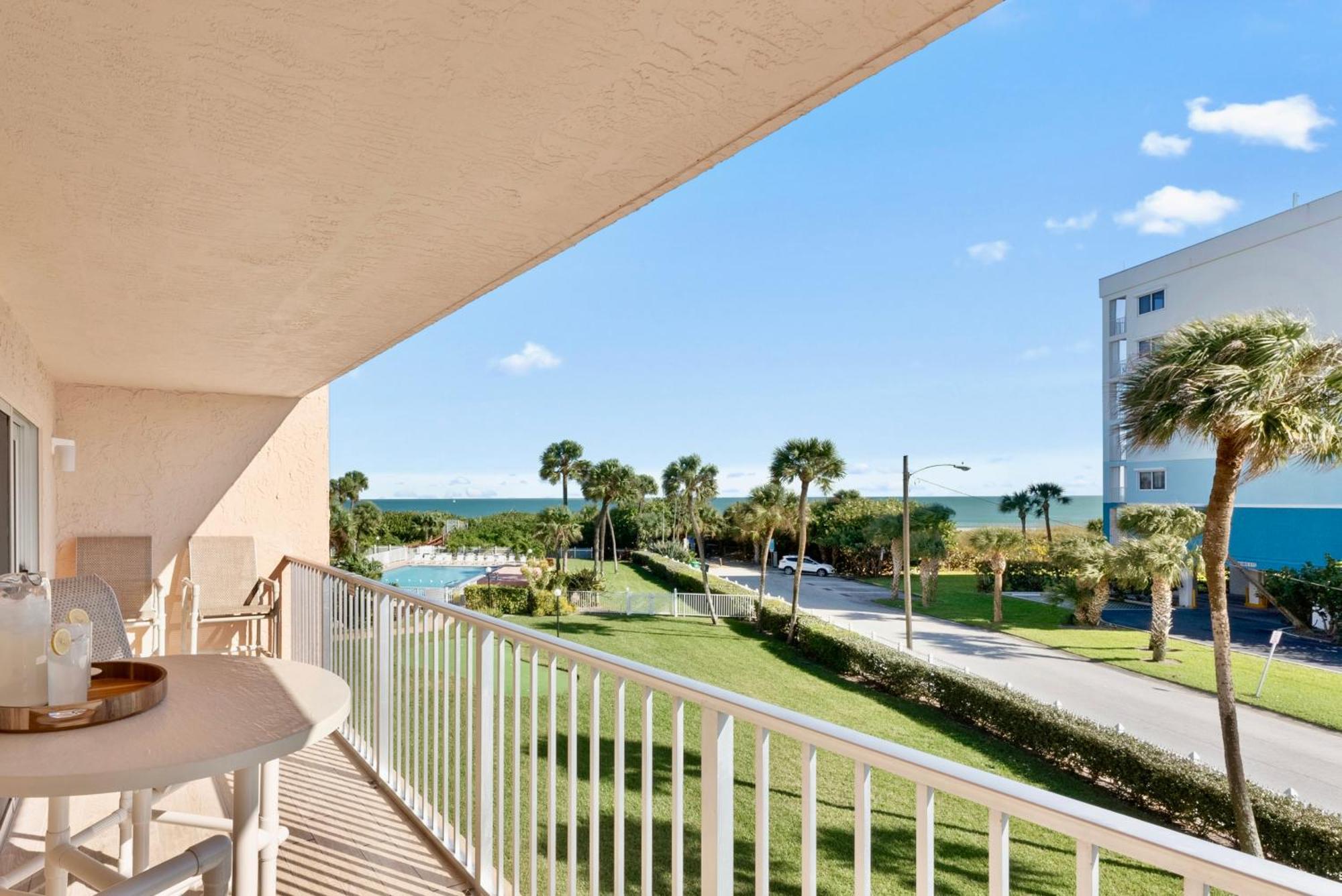 Cocoa Beach Towers Kamer foto