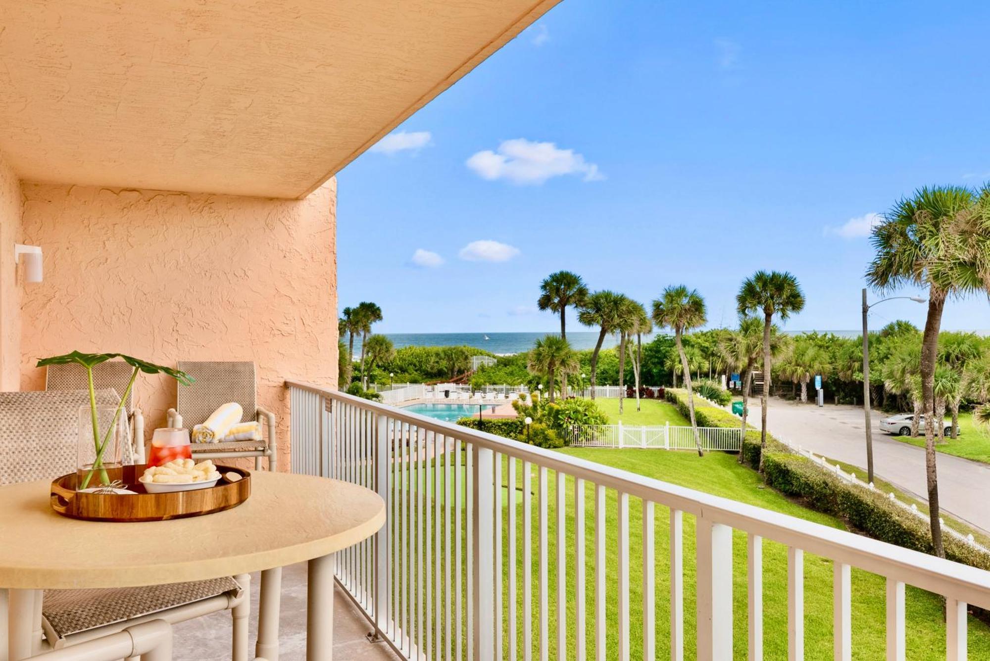 Cocoa Beach Towers Kamer foto